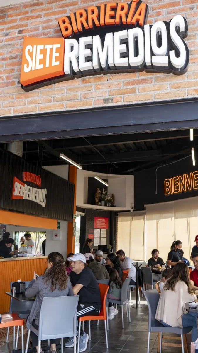 El comedor con el letrero de Birriería Siete Remedios